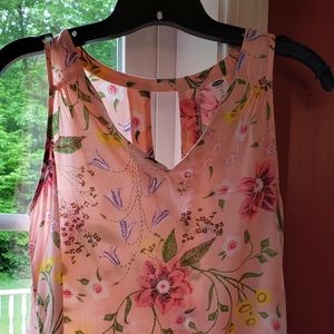 Coral dressy tank w/ keyhole back and floral print